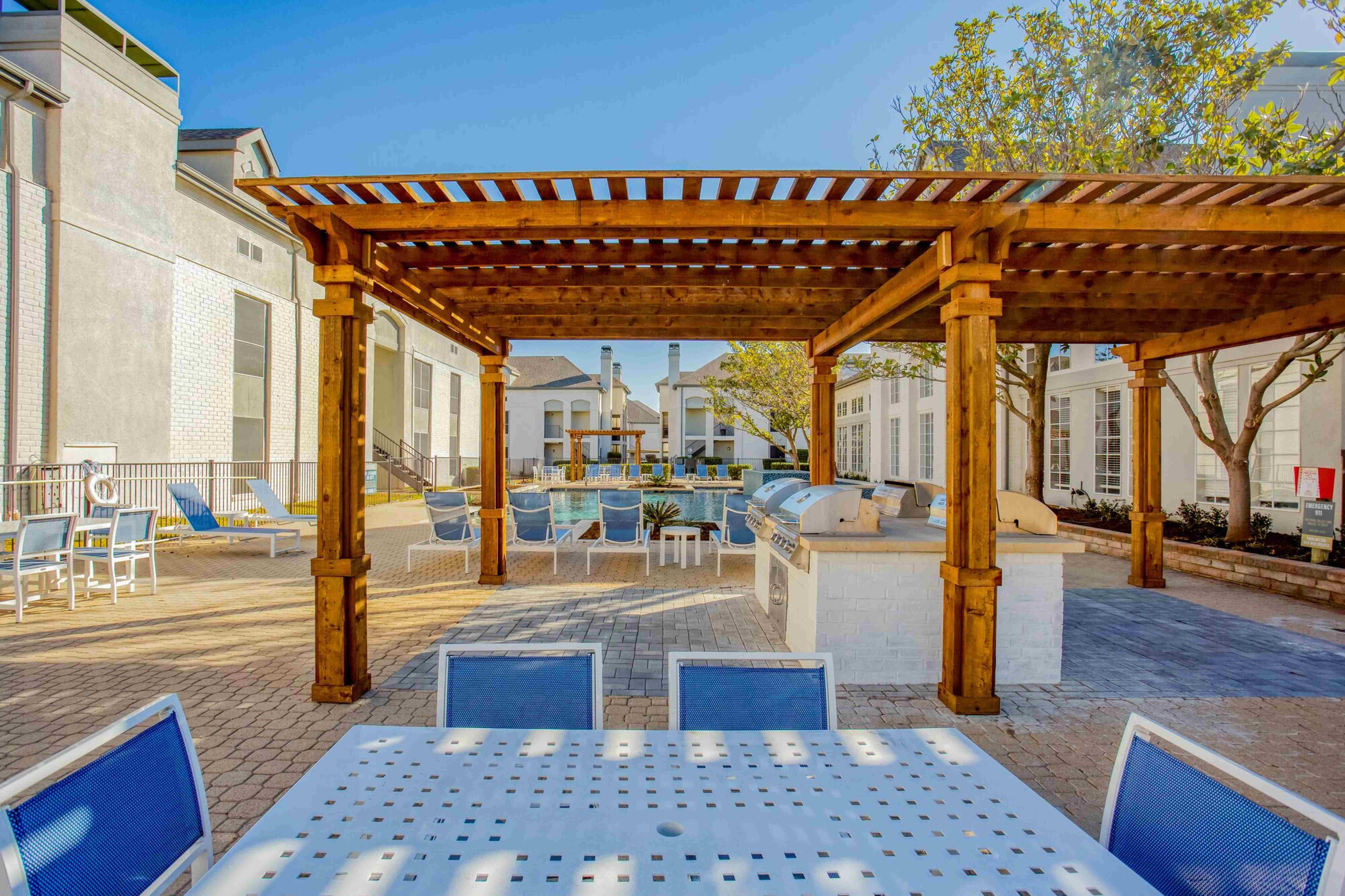 Verlaine on the Parkway Image 3