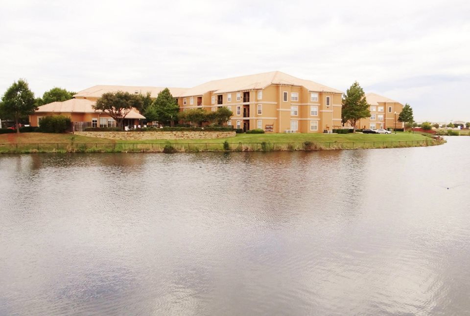 Tuscany at Lakepointe Image 1