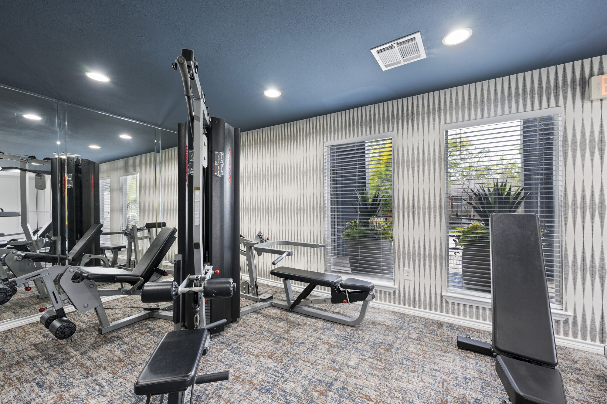 Northside Heights Image 16