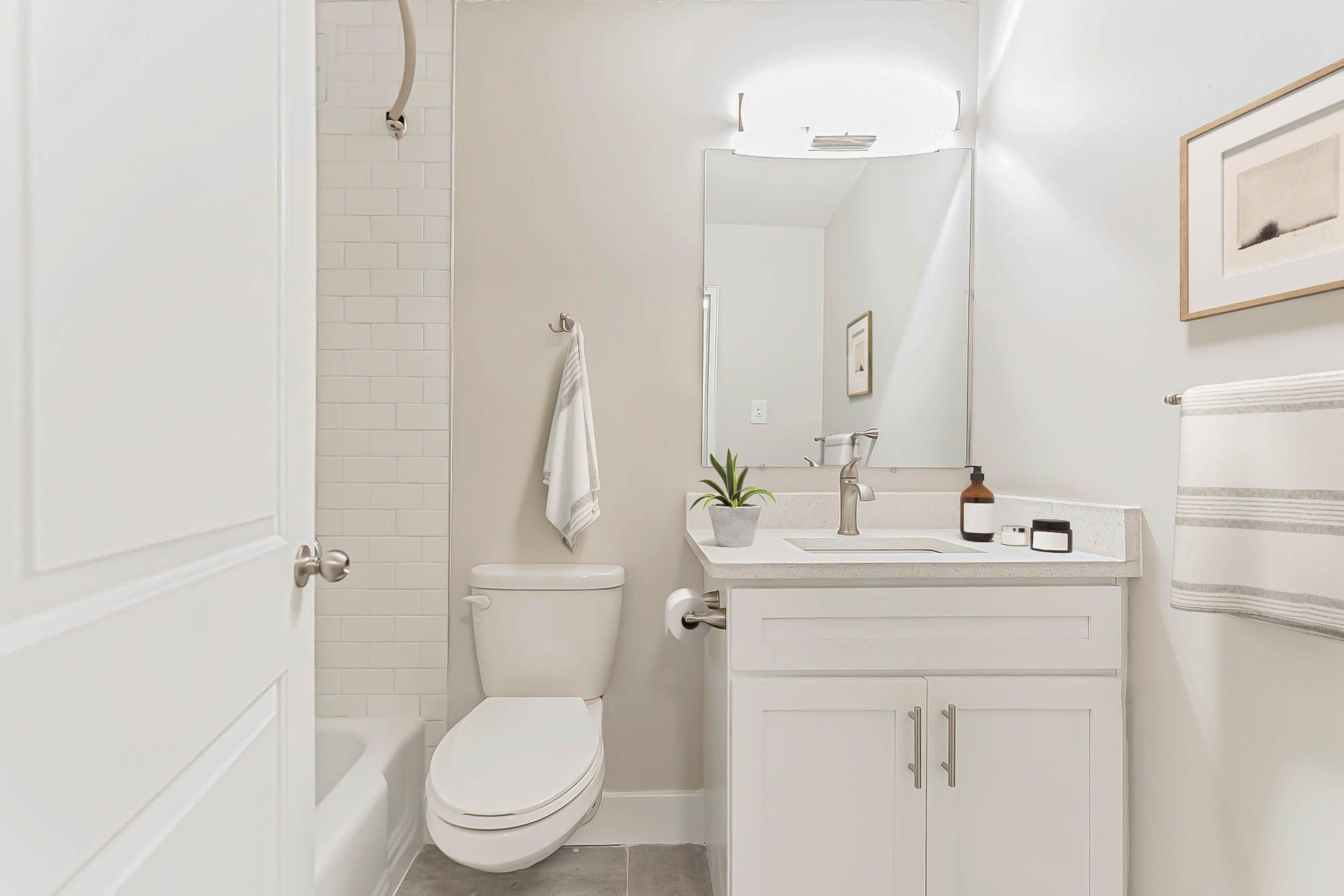 Chestnut Hill Tower Image 21