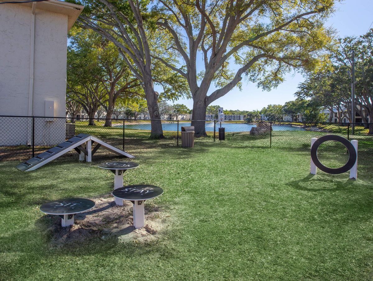 Armature Lake Apartments Image 3