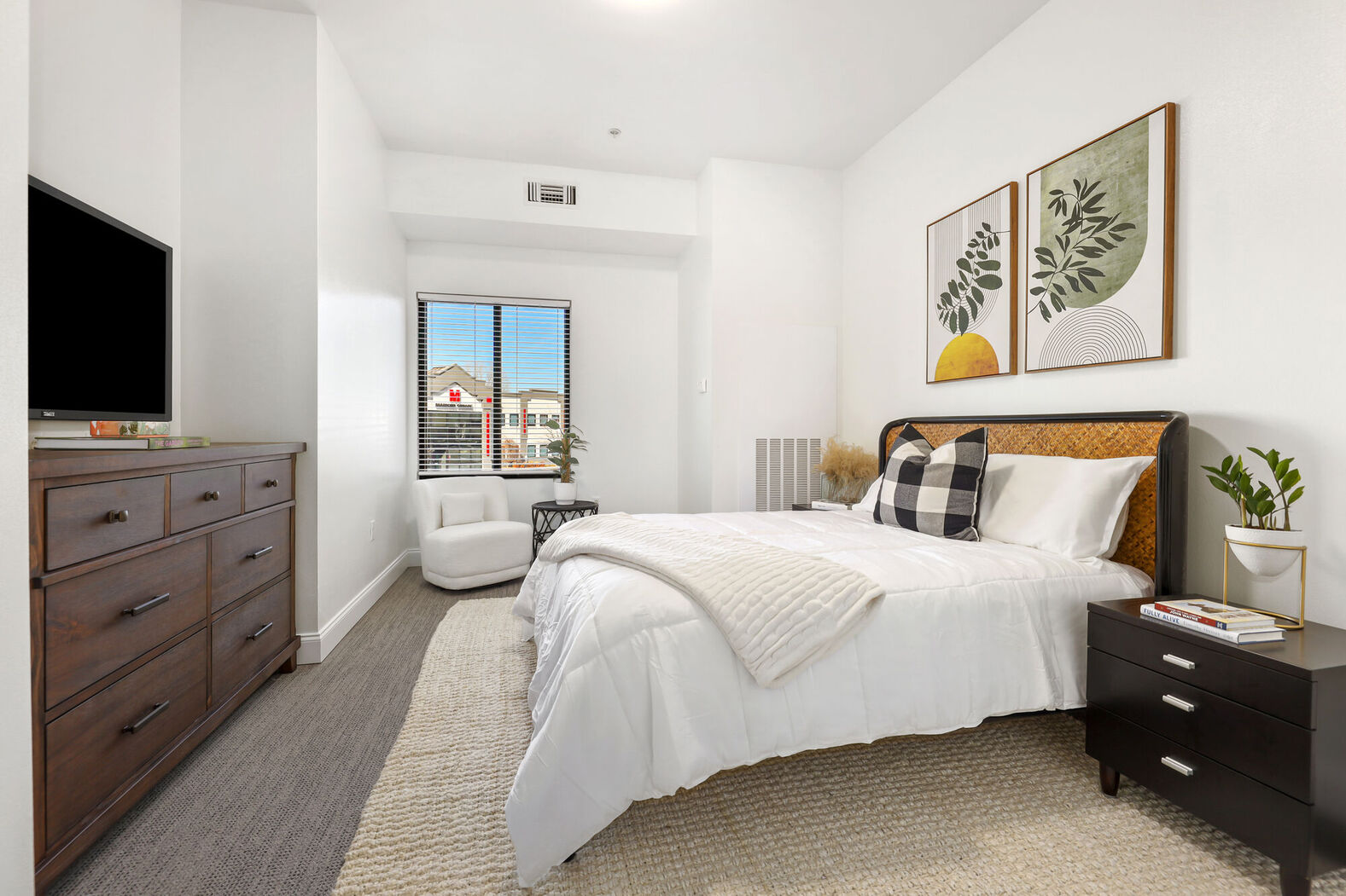 Parkside Apartments Image 7