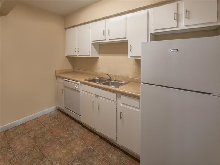 Canterbury Court Image 5