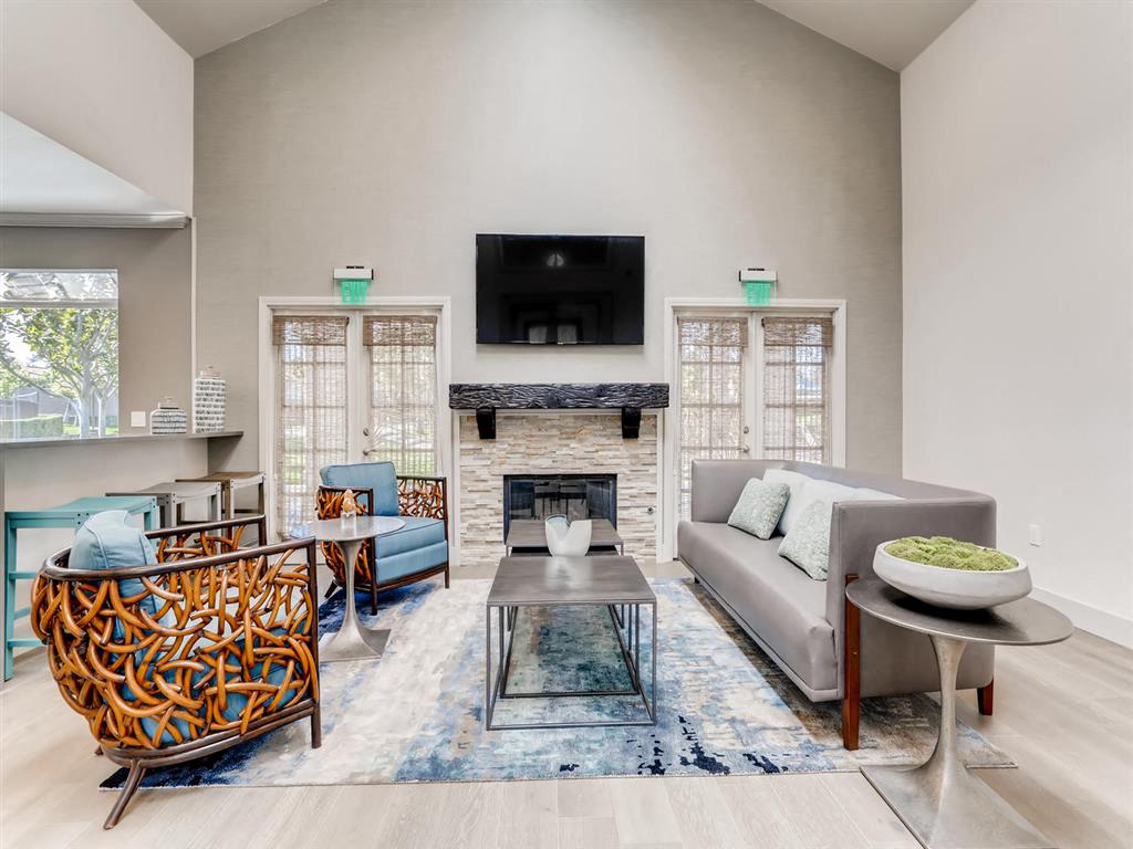 Hidden Hills Condominium Rentals Image 15