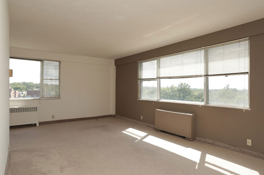 Waldorf Towers Apartments Image 11