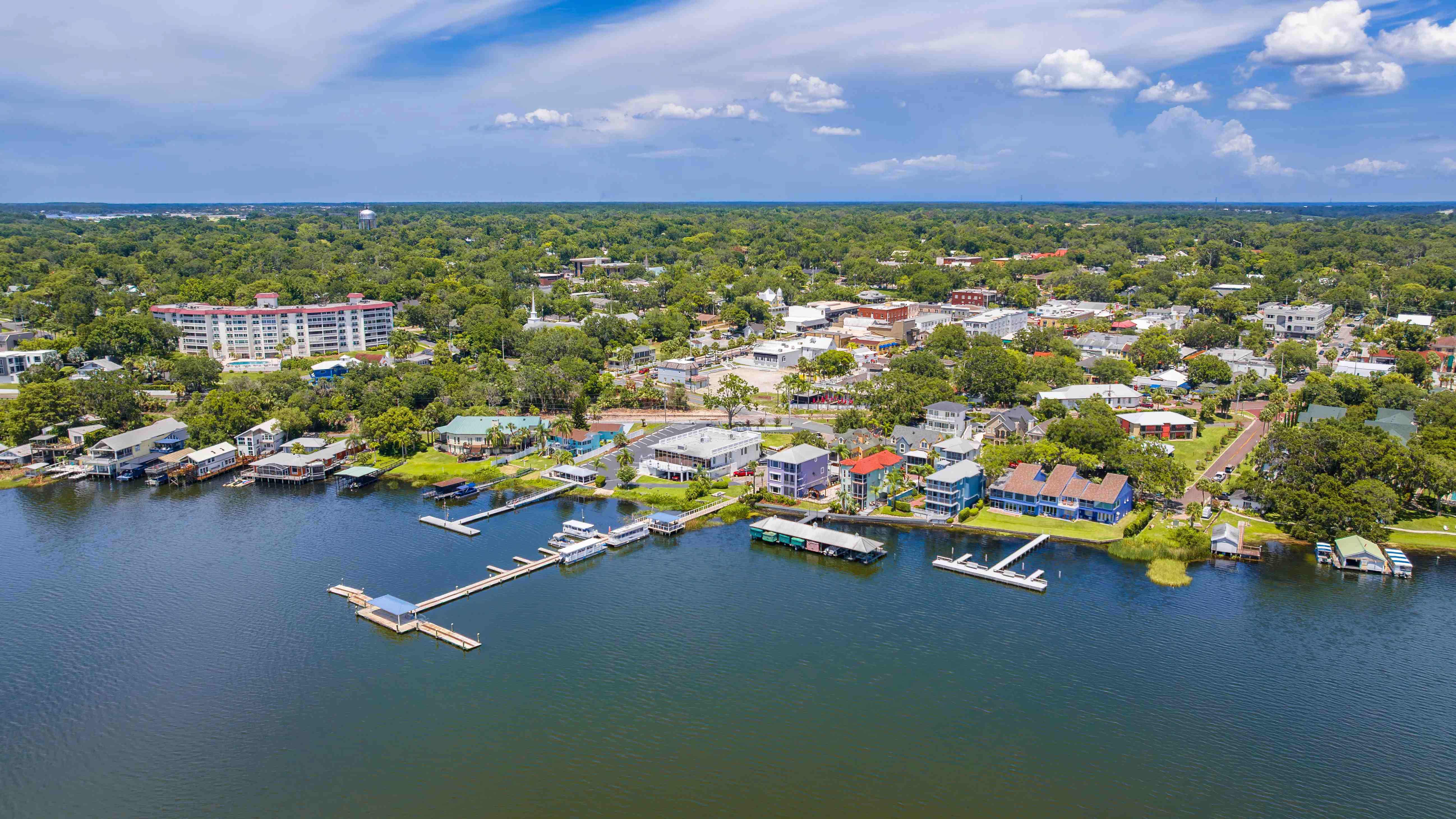 Experience the charm of Mount Dora where lakeside living meets a vibrant downtown filled with shops, dining, and small-town beauty, all just minutes from your doorstep.
