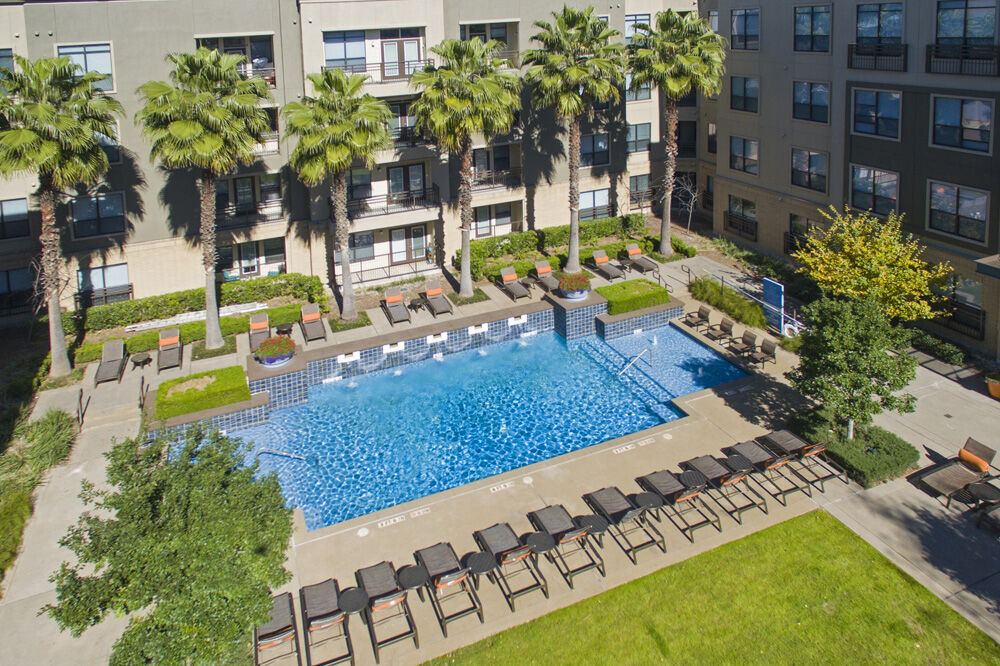 33ThirtyThree Image 10