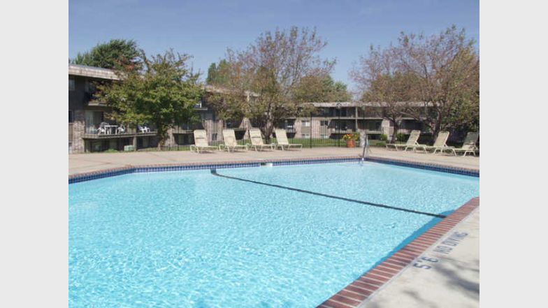 Four Seasons Villa Image 1