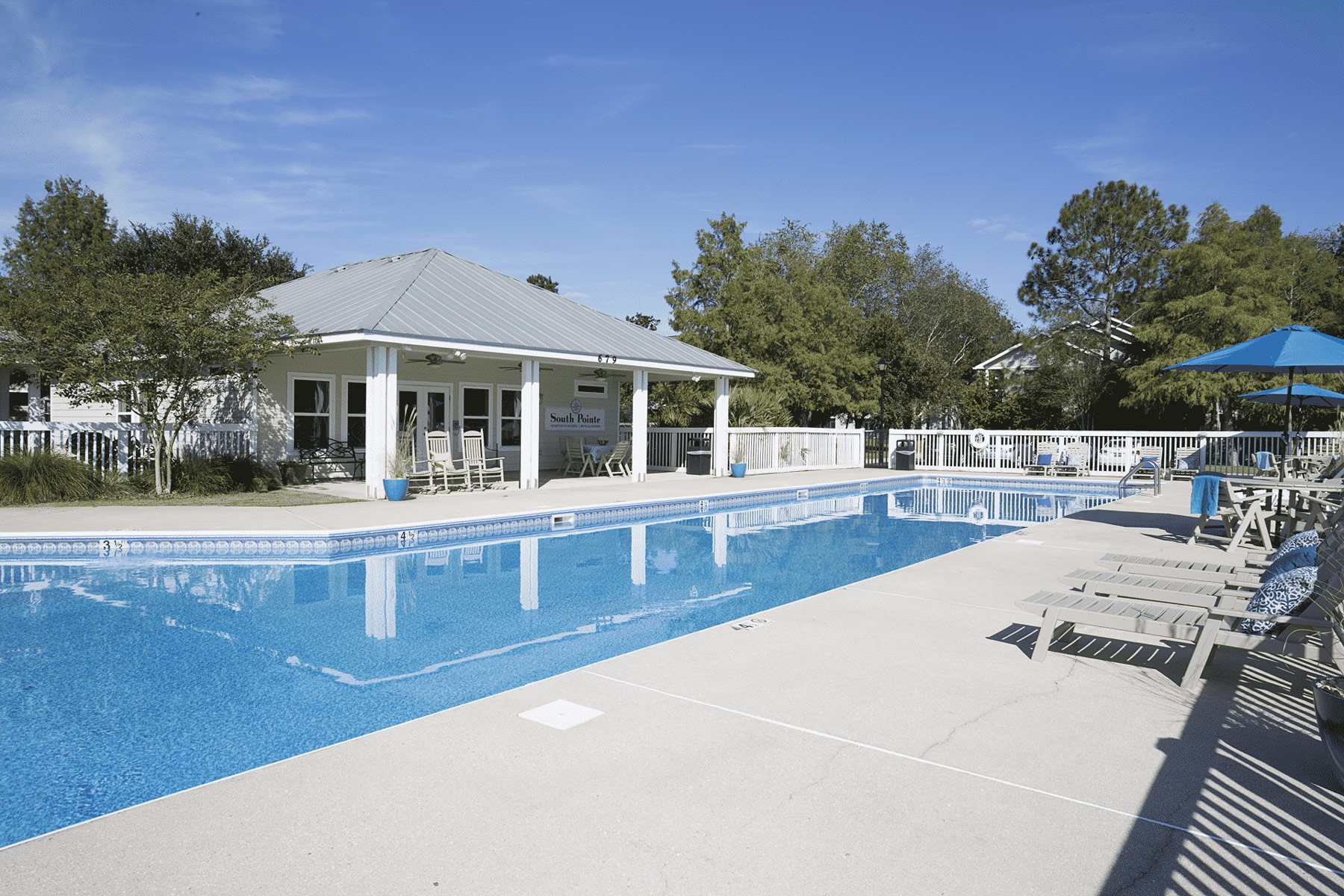 South Pointe Apartment Homes Image 1