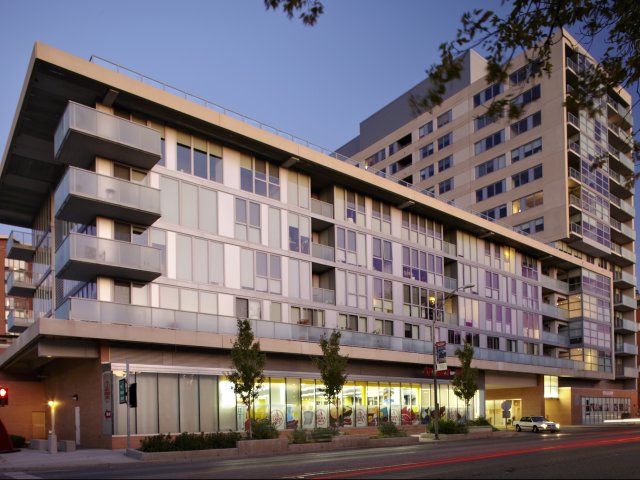 Oak Park Place Image 1