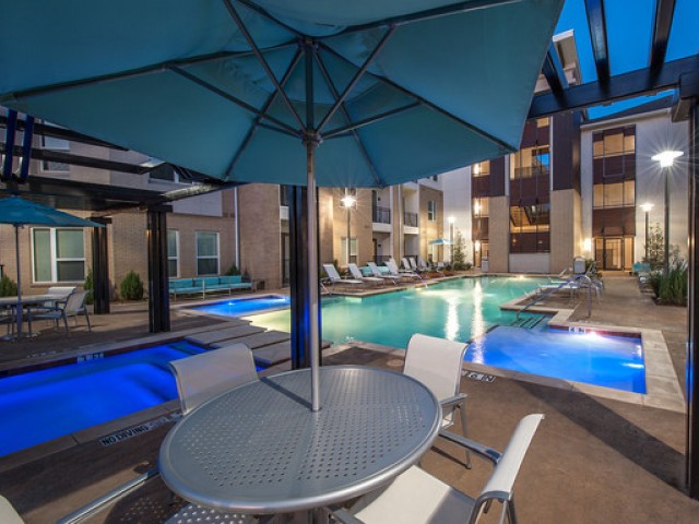 Apartments at The Encore Apartments Plano