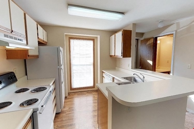 Woodhills Apartments Image 42