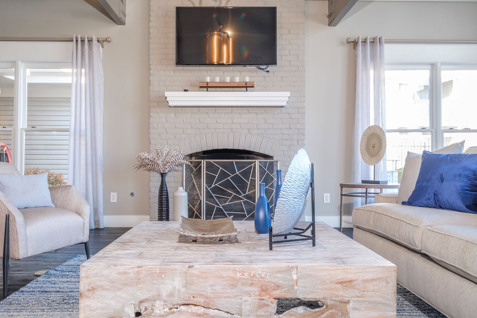 Perimeter Lakes Apartments Image 17