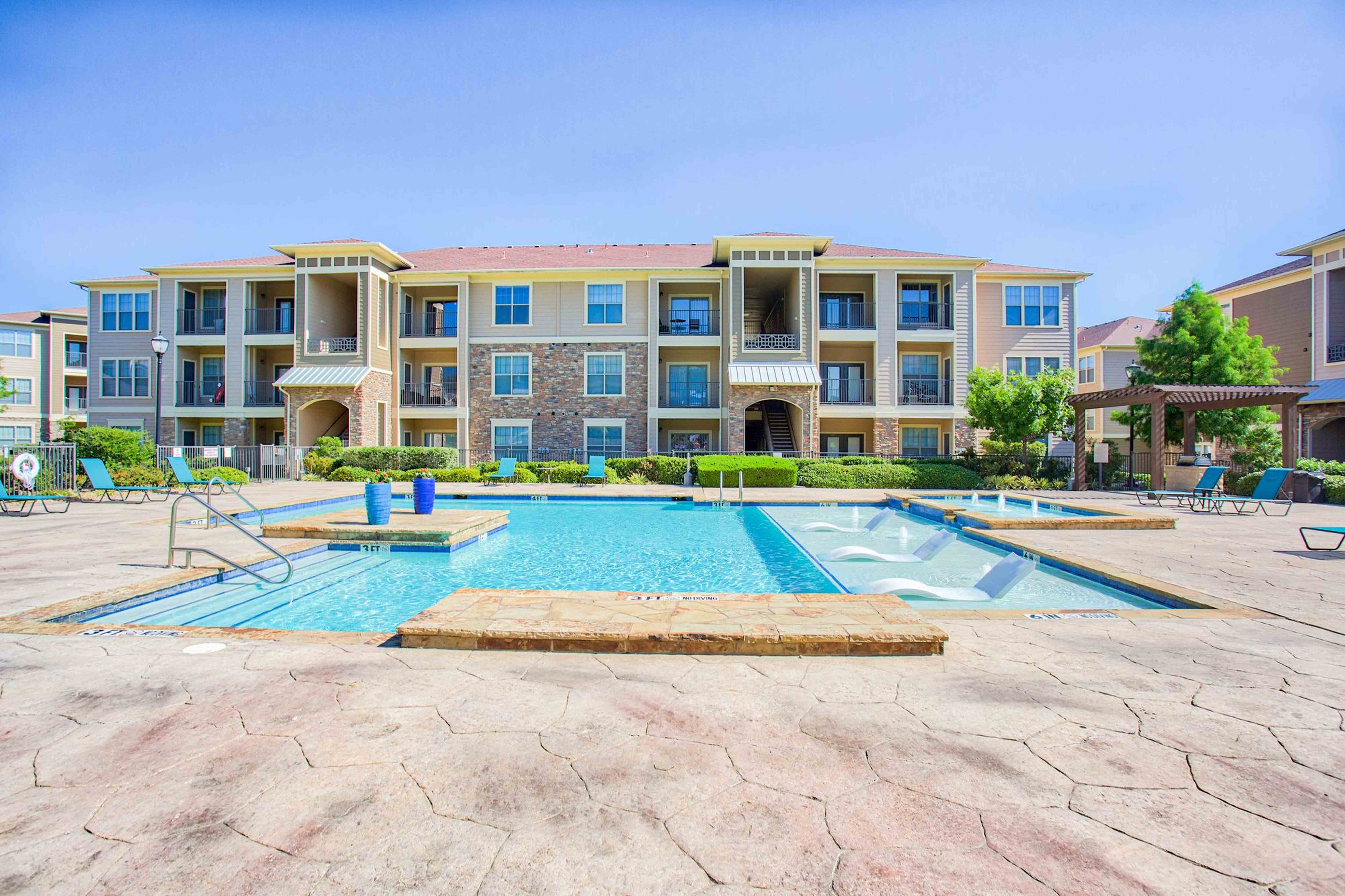 Riverside Villas Image 38