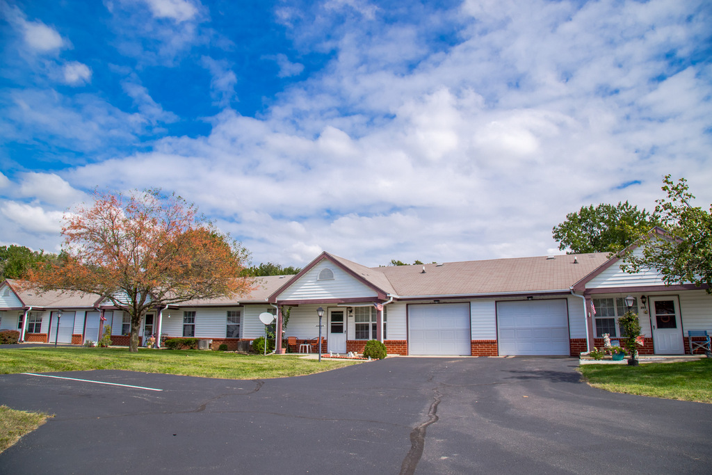 Shady Oak Village
