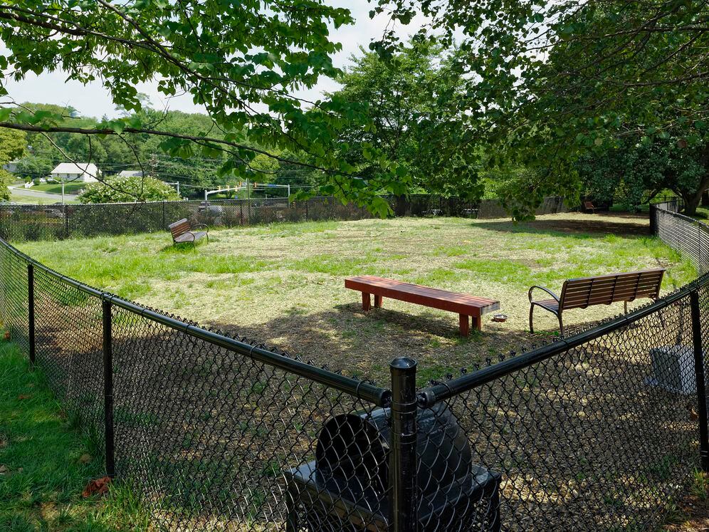 Enclosed pet relief area