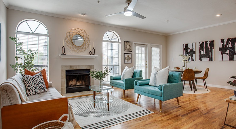 Walnut Square Image 4