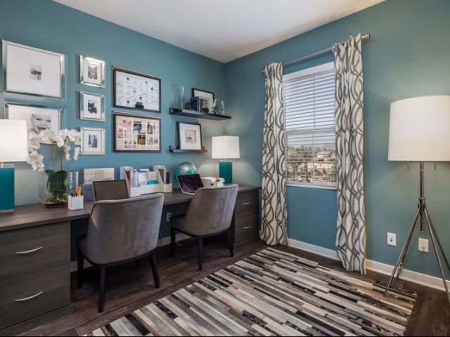 L3 Office (3rd Bedroom)