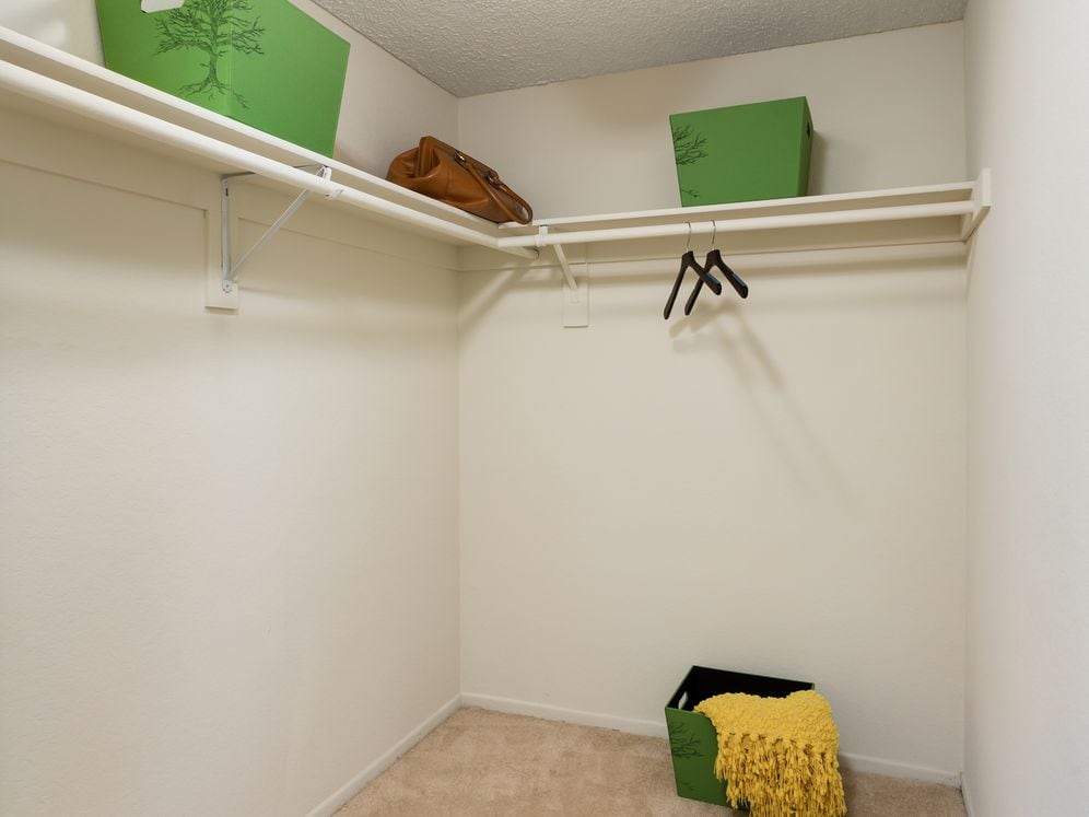 Classic Package walk-in closet