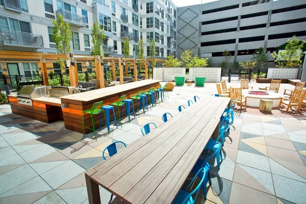 2626 Southside Flats Image 37