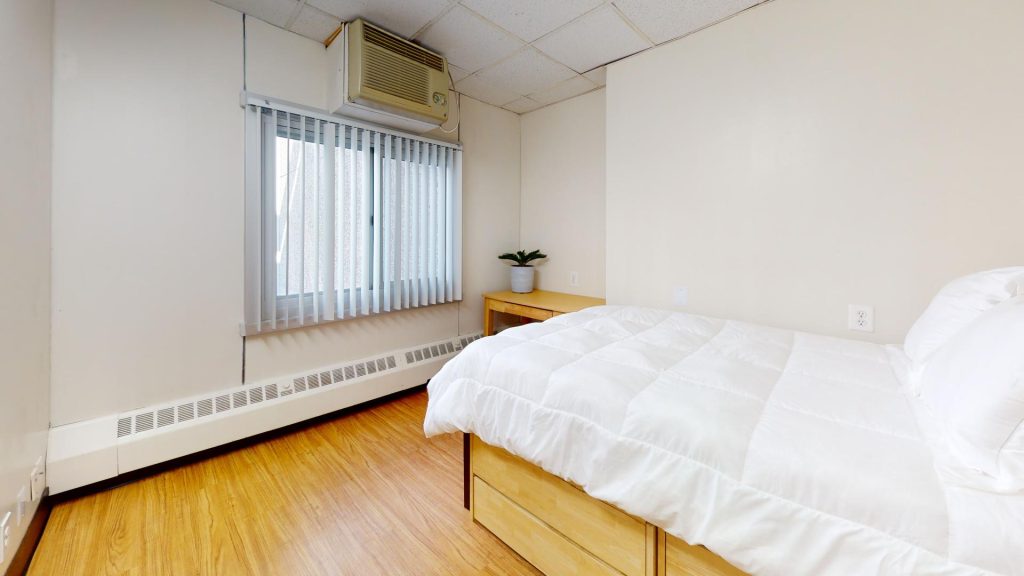 University Towers Image 8