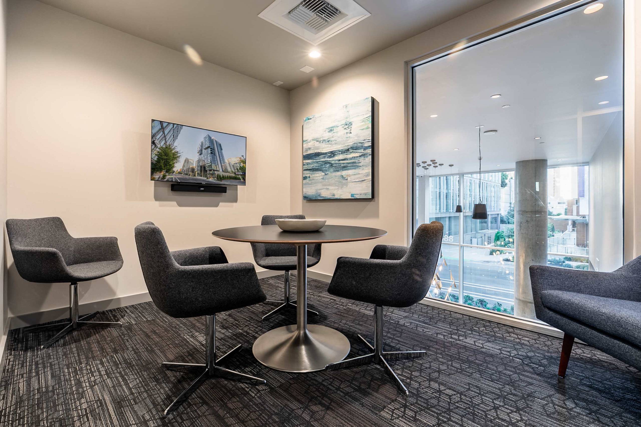 888 Bellevue Image 13