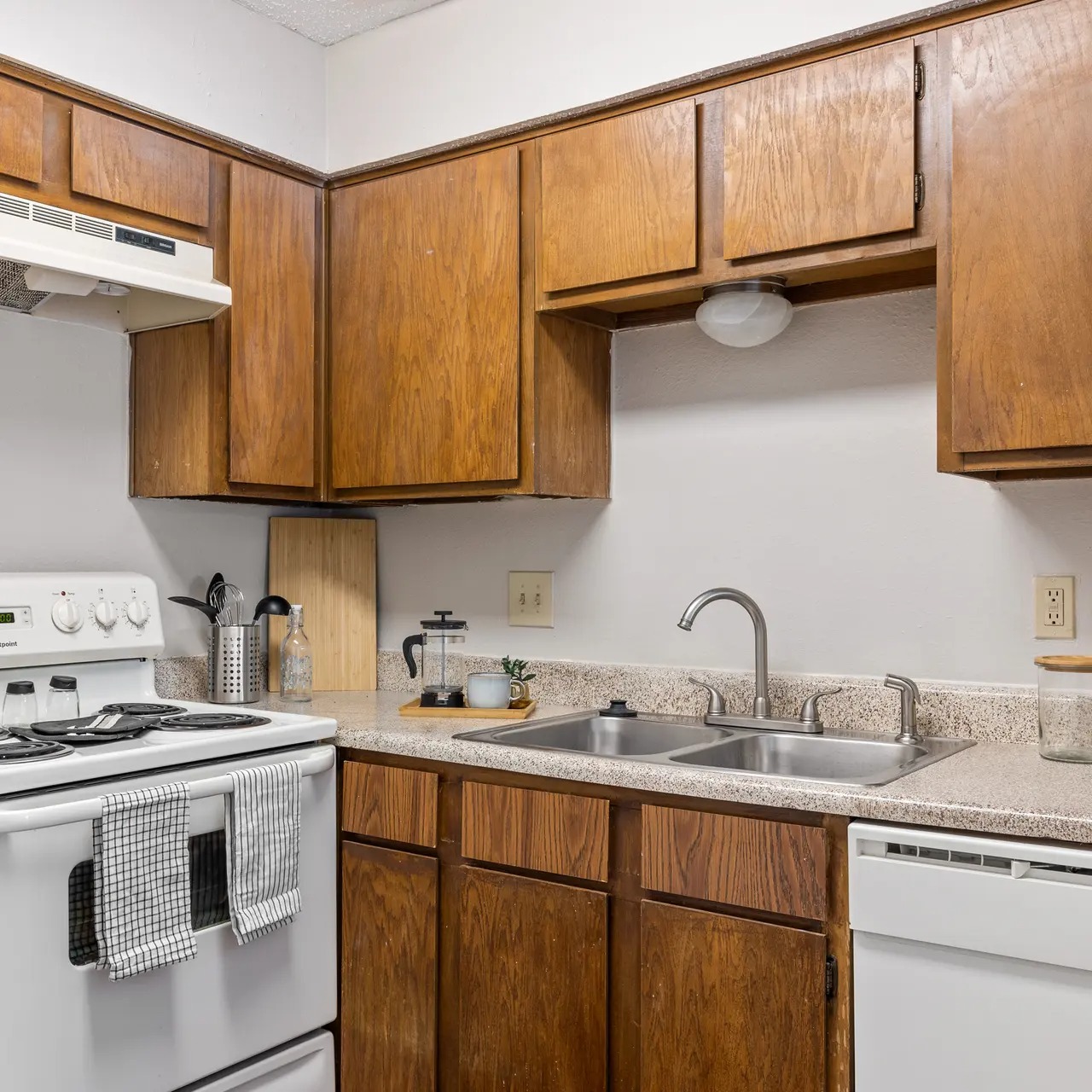Clayton Pointe Image 19