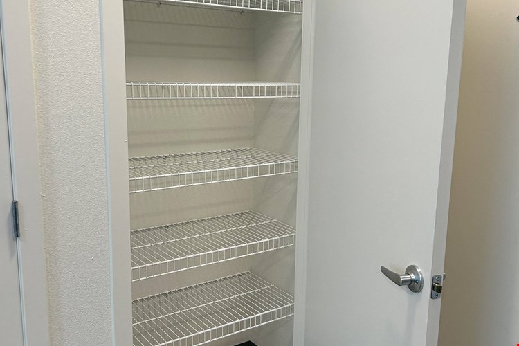 Ceja Vista Senior Apartments Image 13