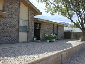 Los Arcos and Starlight Court Image 3