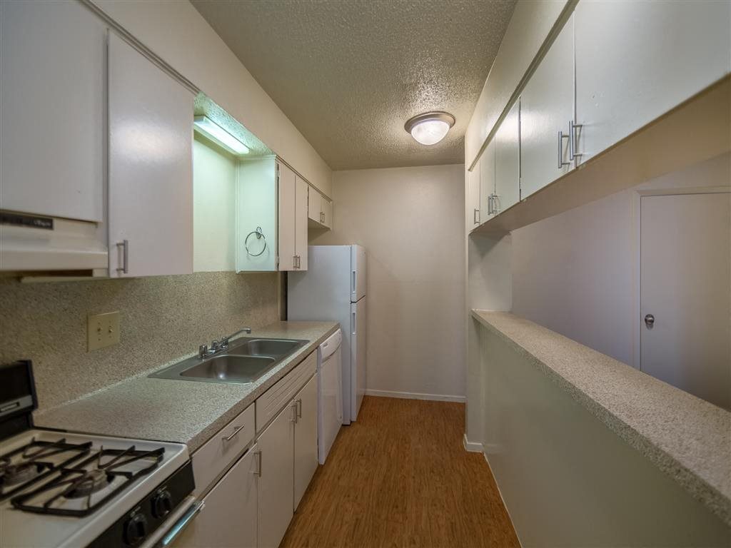 Forest Creek Village Image 7