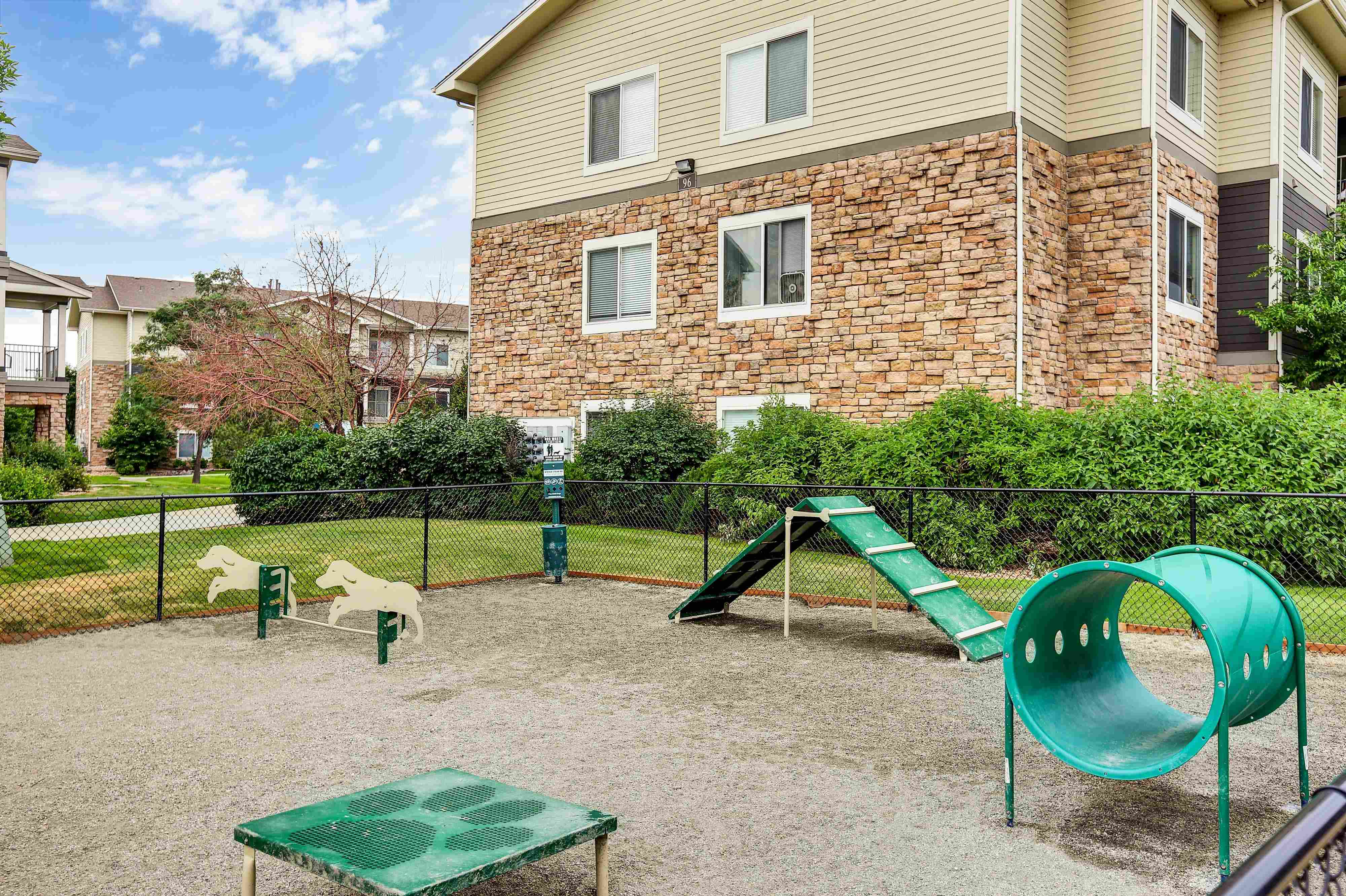 Platte View Landing Apartments Image 12