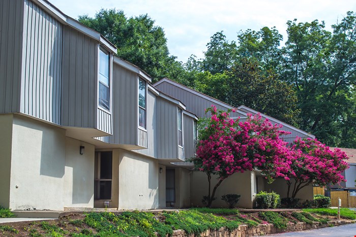 Clarkston Townhomes Image 2