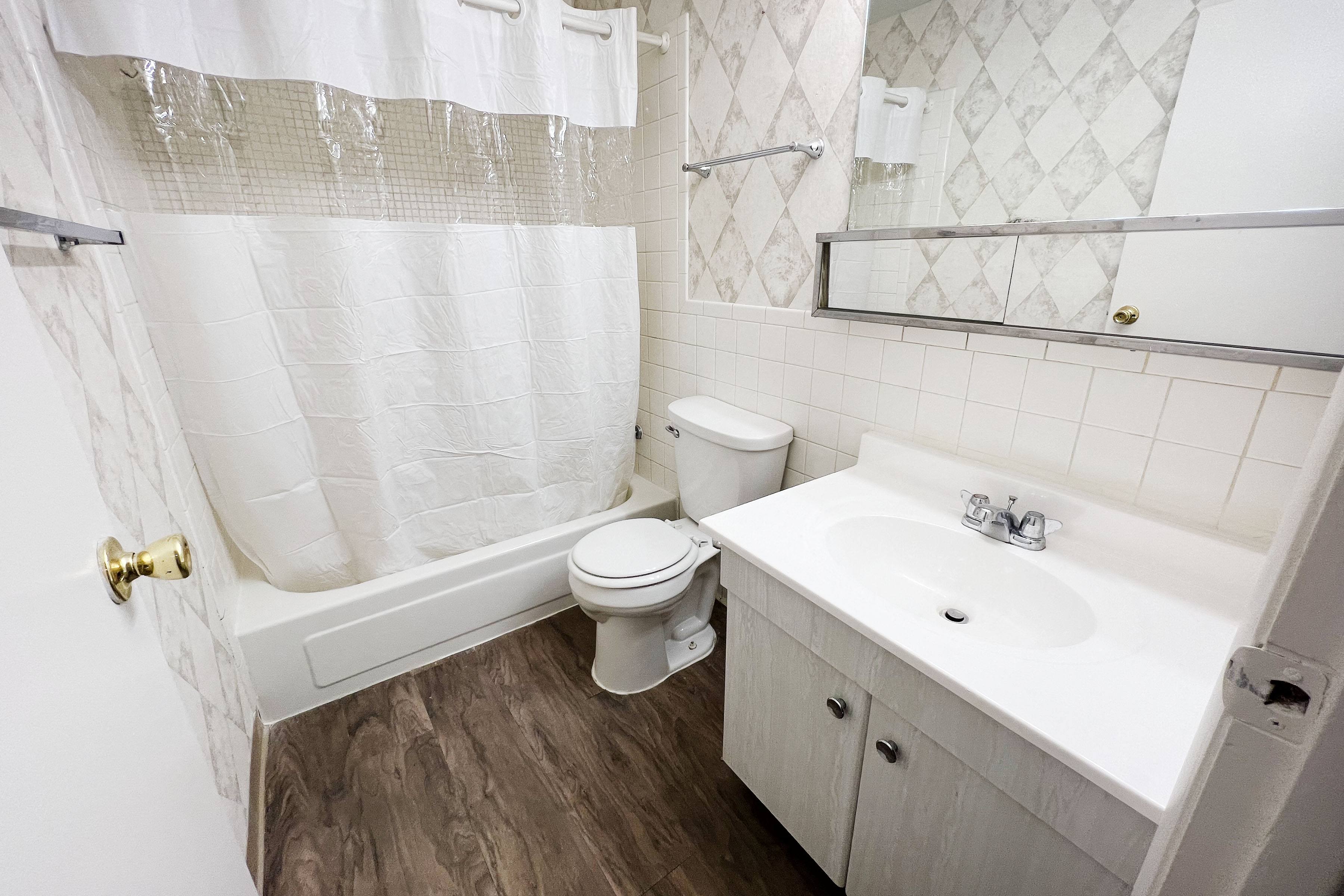 Forest Park Apartments Image 17