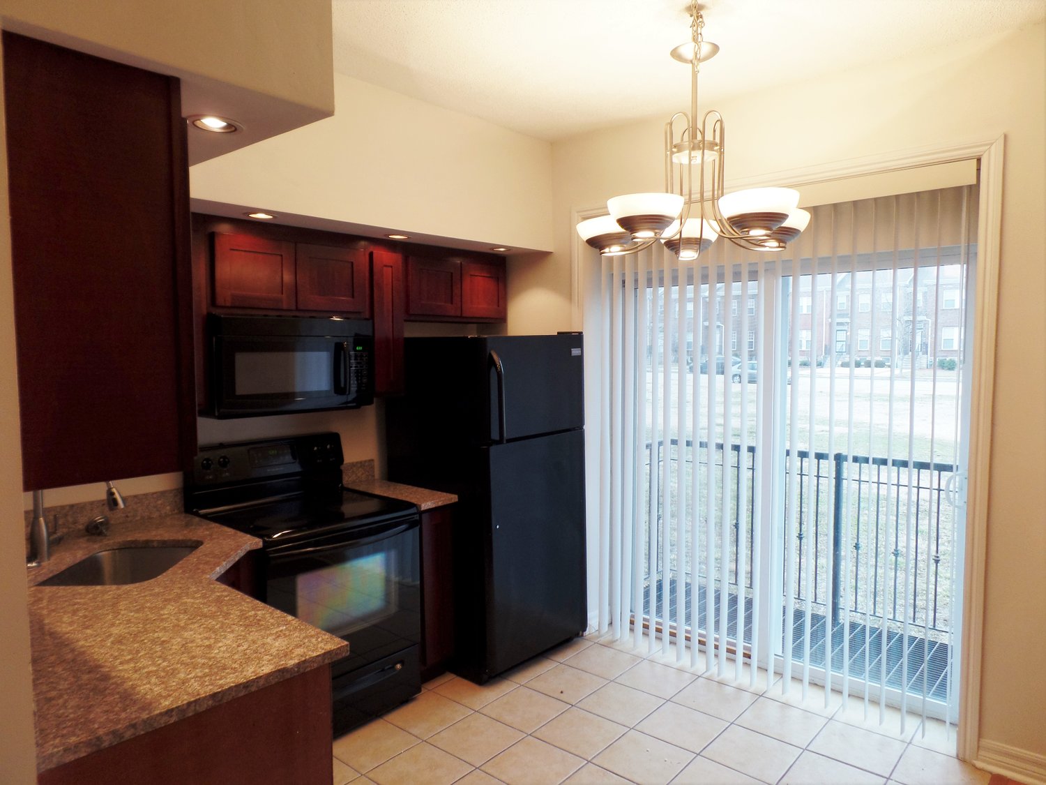 Gallery CWE Image 13