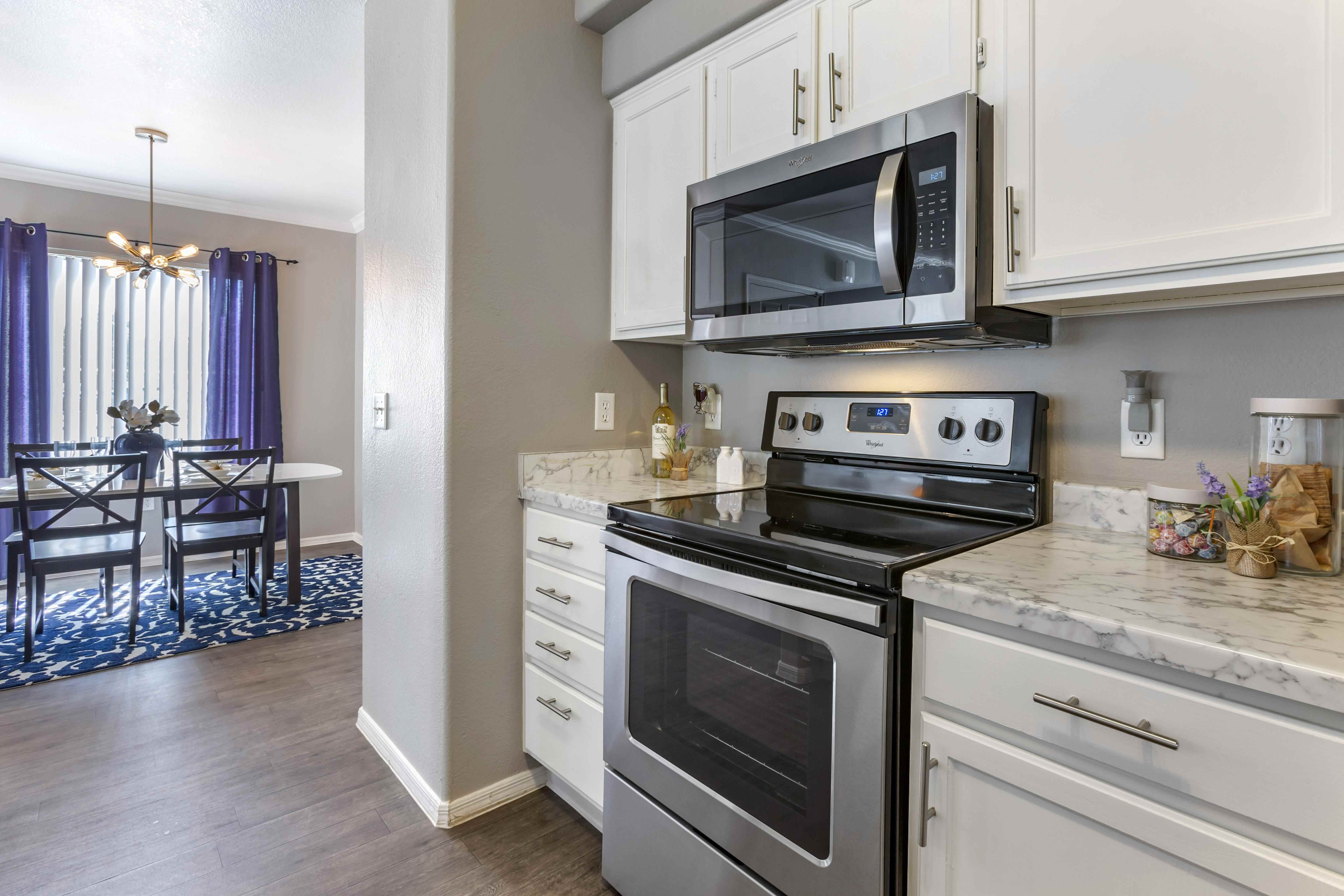 Carlyle Townhomes OLD Image 47