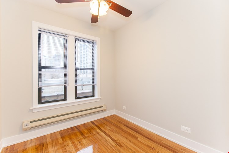 617-25 W. Melrose Image 17