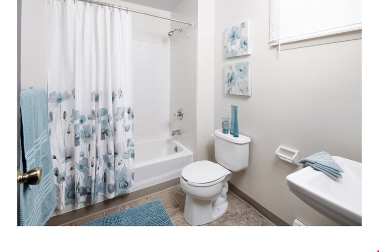 Windsor Crossing Image 5