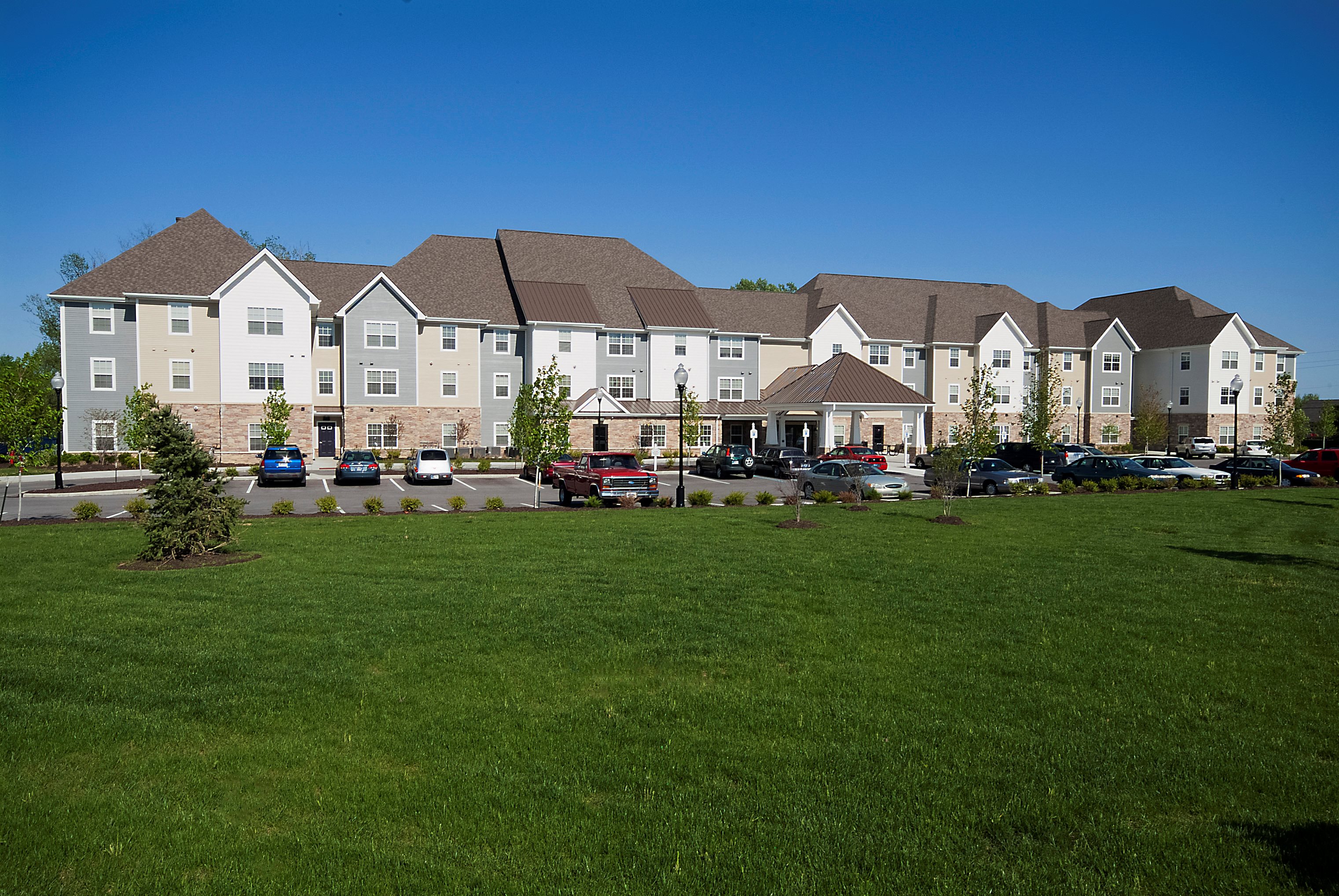 Apartments at Thornbury Pointe Avon