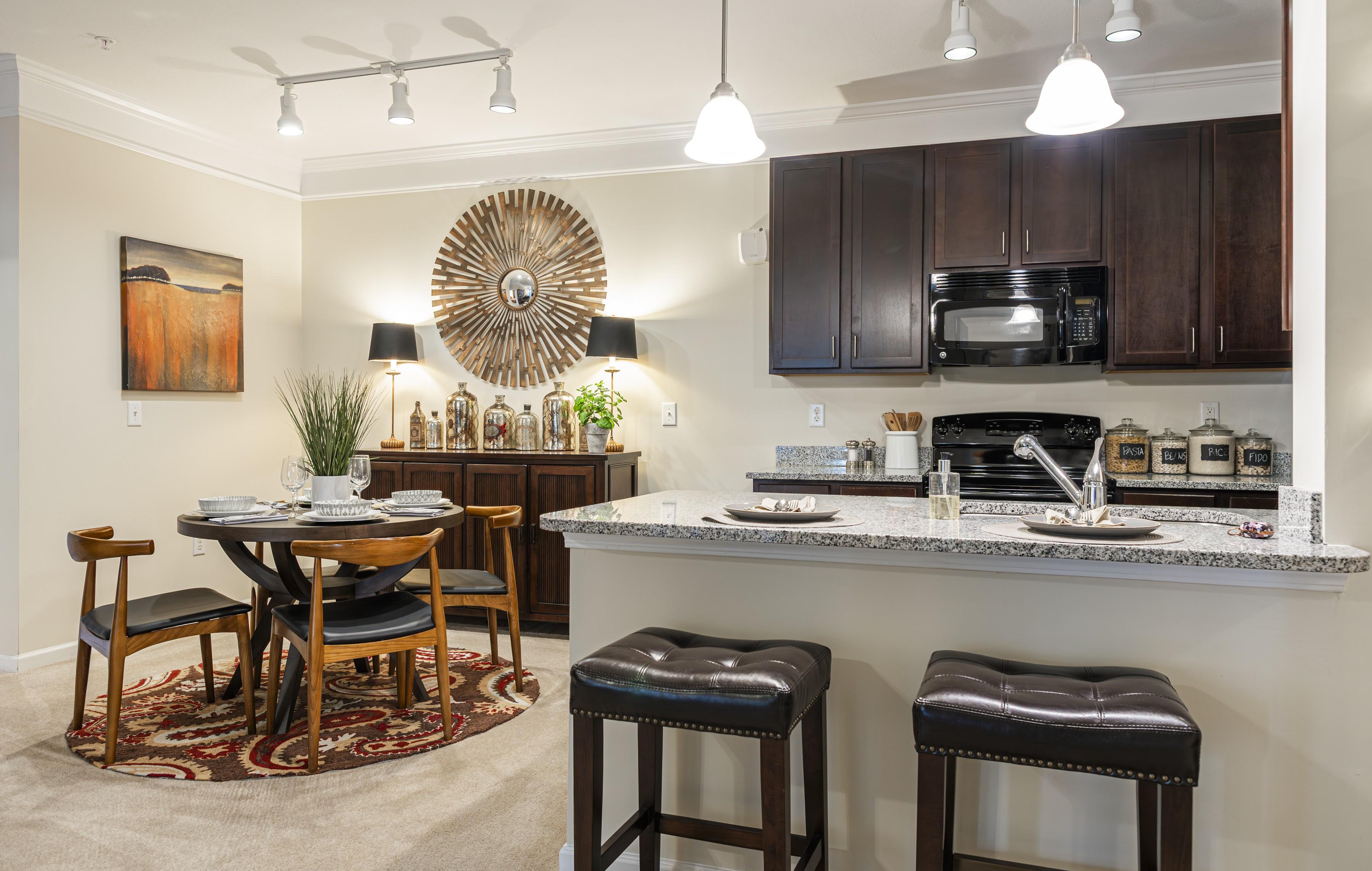 Oasis at Montclair Image 41