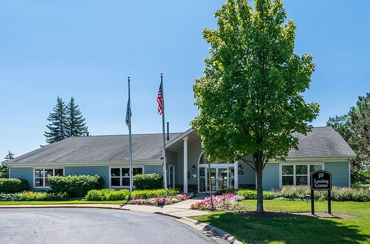 Pembrook Club Image 2