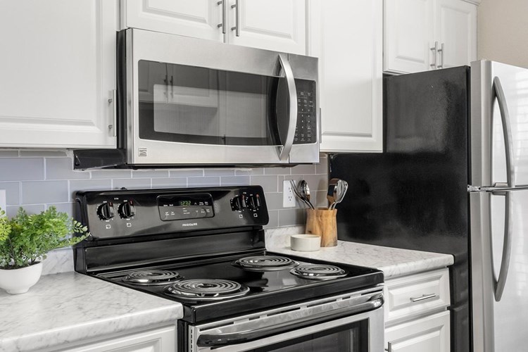 All apartment homes are complete with stainless steel appliances and gorgeous tile backsplash.