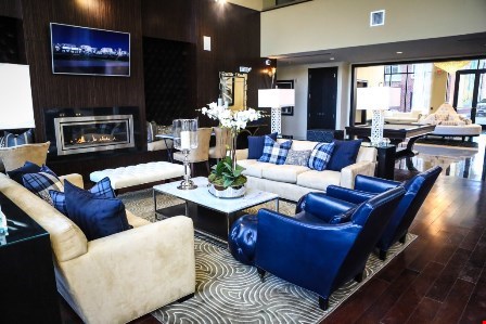 The Royal Worthington Image 2