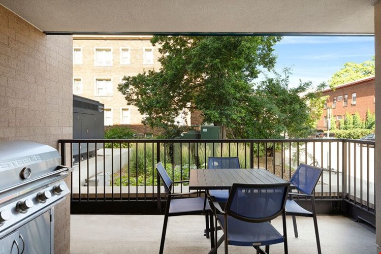 Laguna Apartments Image 9