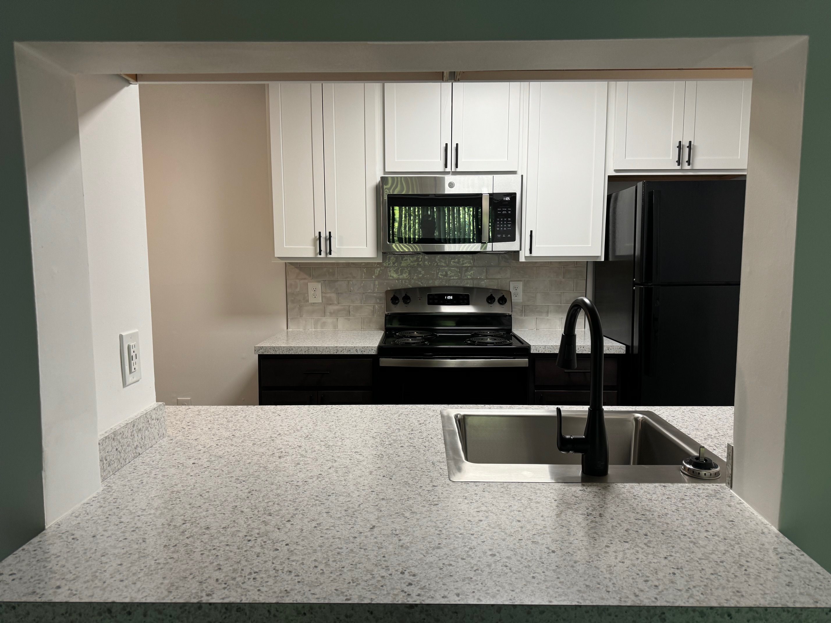 Hilltop Apartments Image 14