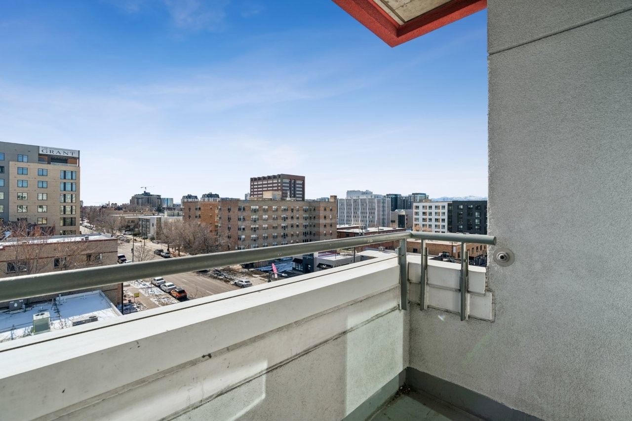 Residences at Capitol Heights Image 13
