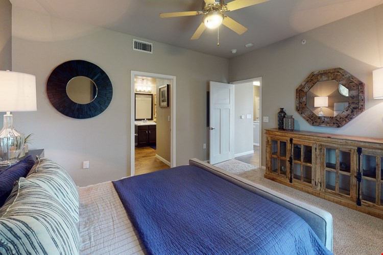 Raleigh House Image 10