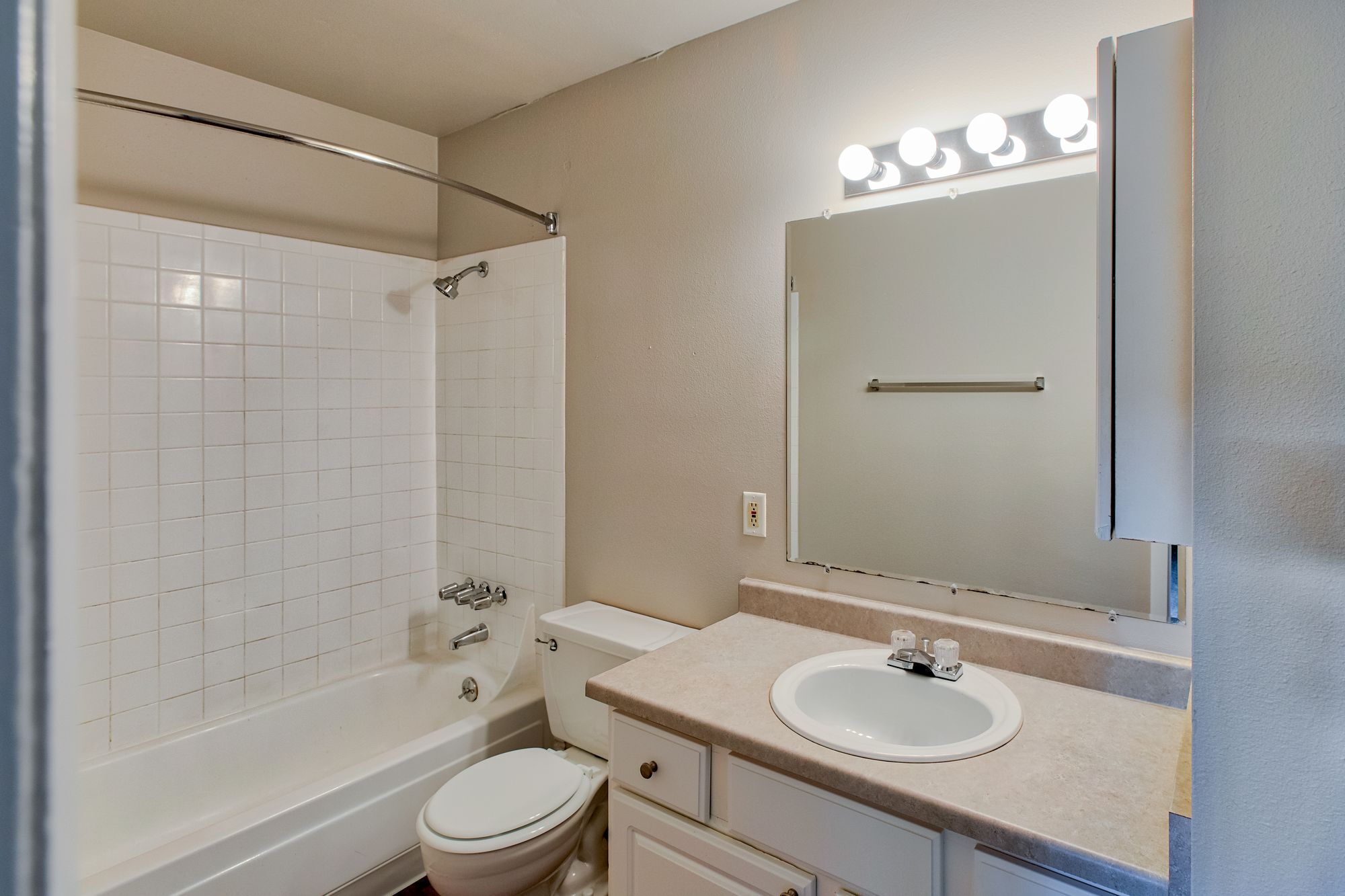 The Knolls at Sweetgrass Apartment Homes Image 31