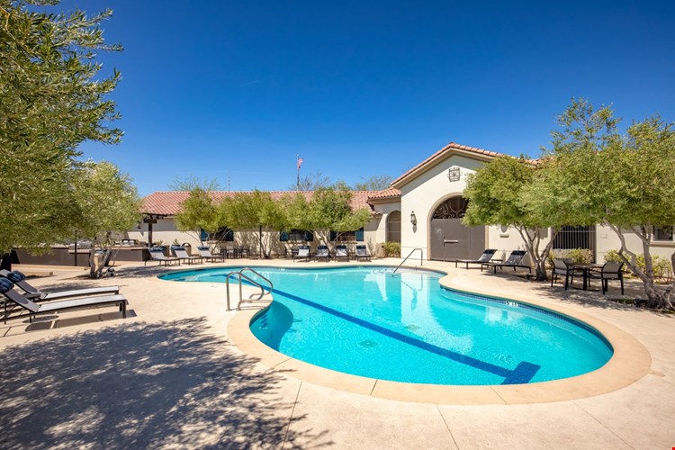 Mountain Gate Image 4