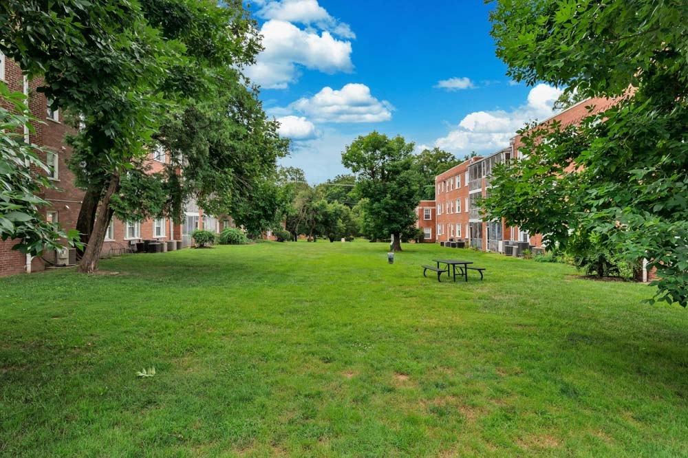 Woodside Place Image 17