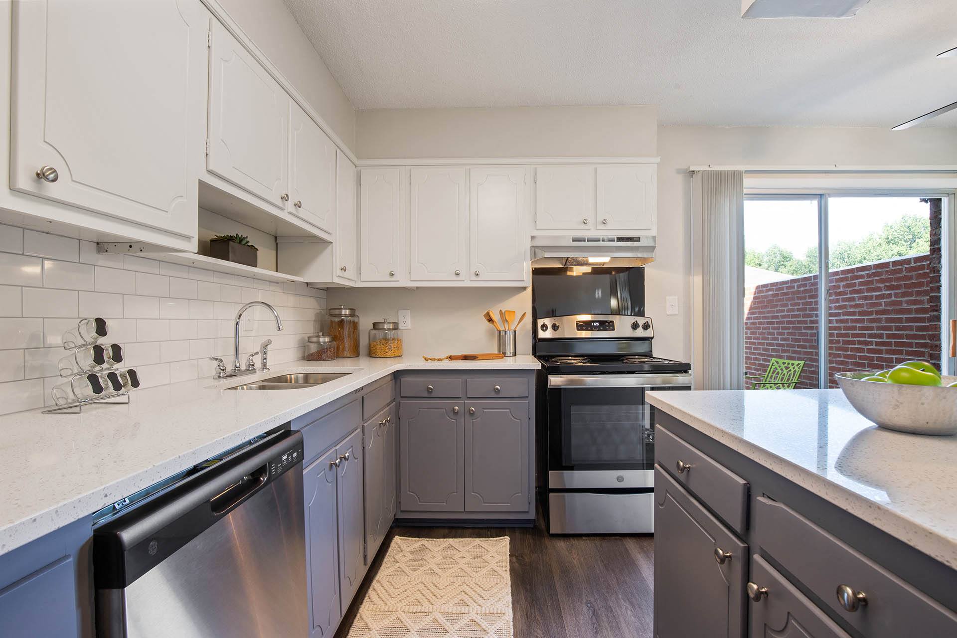 Sherwood Station Apartments Image 4